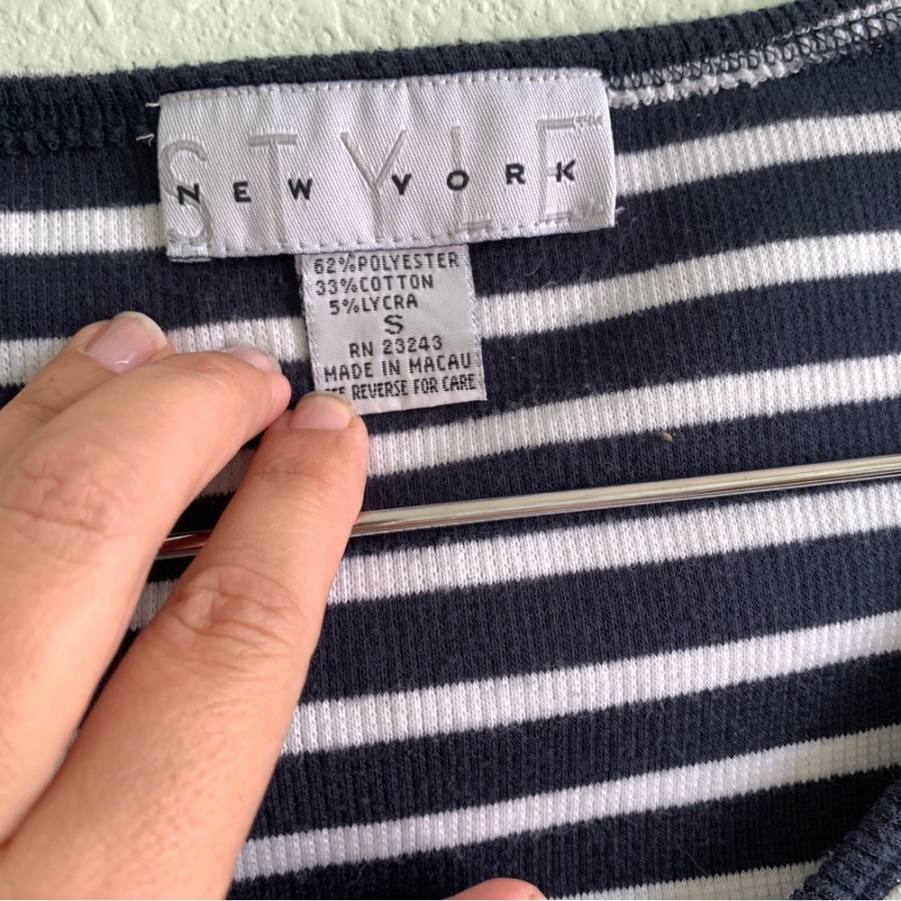 VINTAGE Style New York Navy Striped Sleeveless Top zip up front vtg Small - Picture 5 of 7